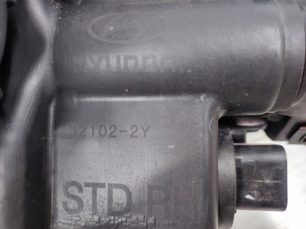 фото №8, Лампа перед передняя правая hyundai ix35 92102-2y000 europa