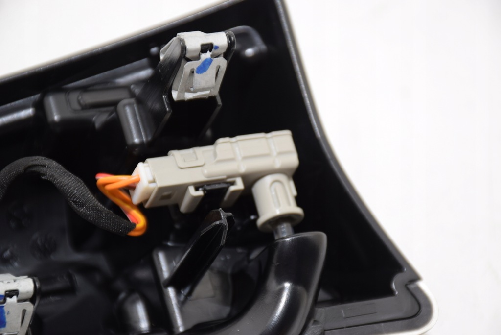 фото №15, Bmw x1 u11 x2 u10 2 u06 молдинг декоративная декоративная dekor панели приборной панели