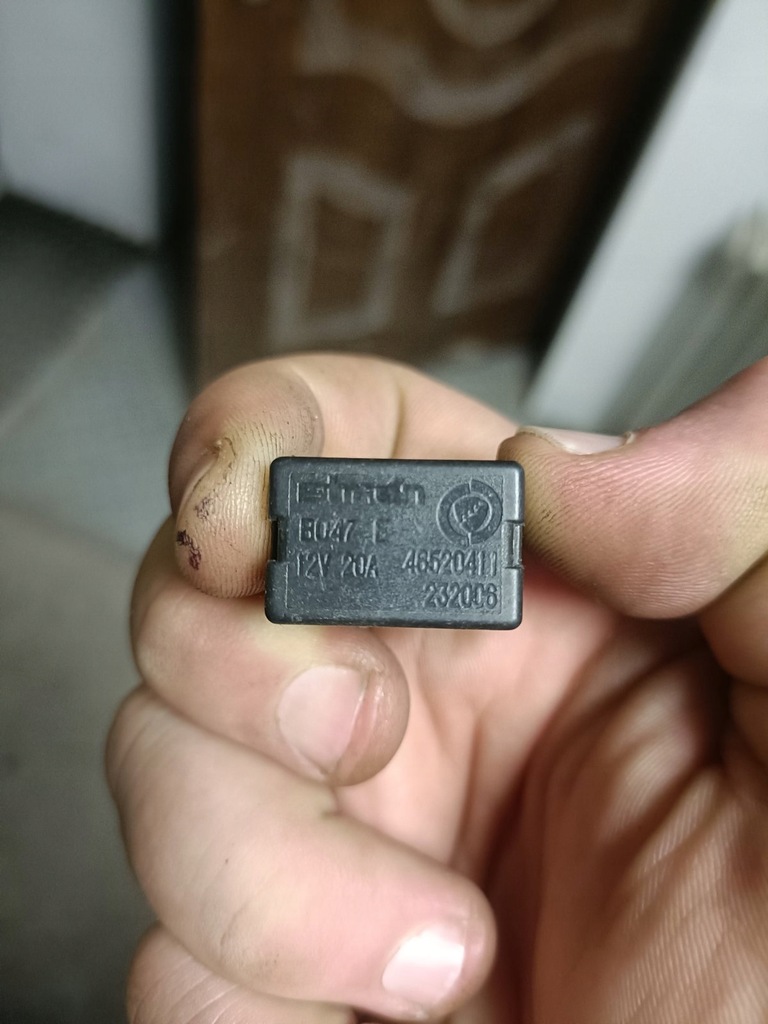 фото №10, Alfa romeo 147 159 doblo реле 46520411