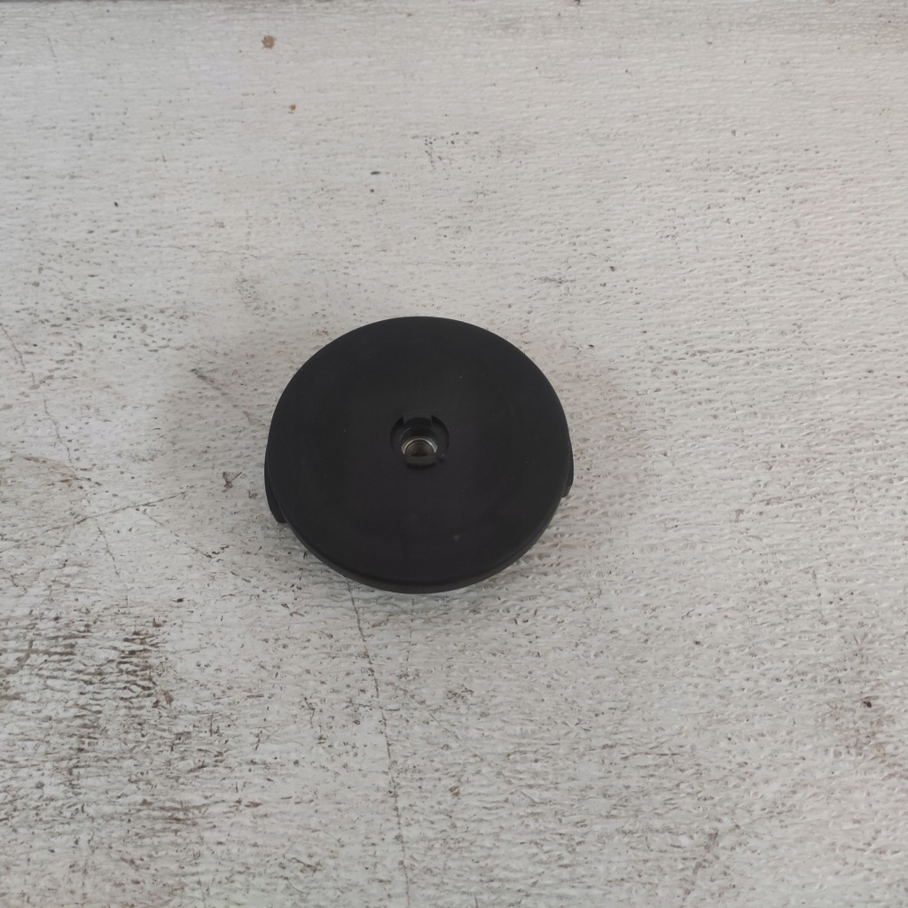 фото №1, Chevrolet trax mokka insignia b кронштейн колеса запасного