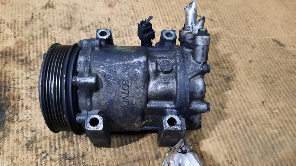 фото №1, Компрессор кондиционера mazda 323 1.6d 04r