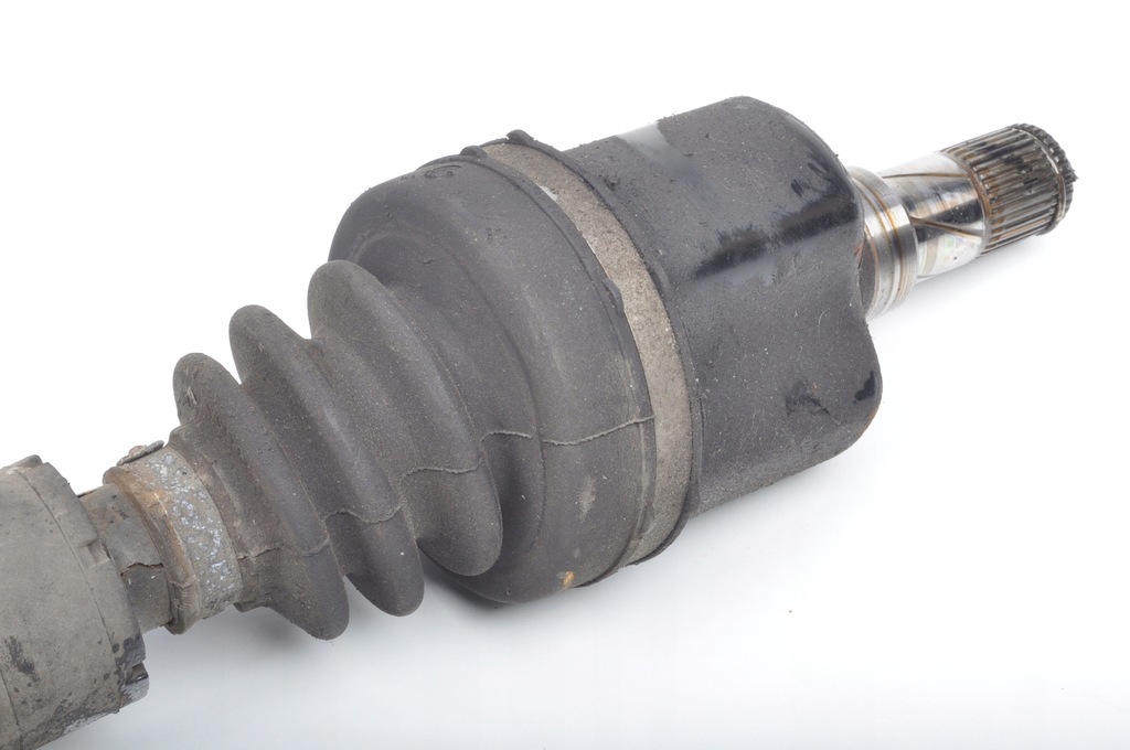 фото №2, Mini clubman r55 1.6d приводной вал левая короткий