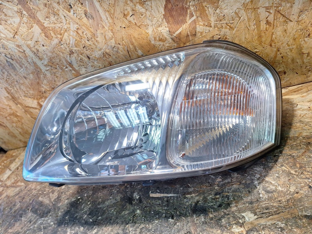 фото №1, Лампа ліва перед mazda tribute 01-04 europa 2t2413005c