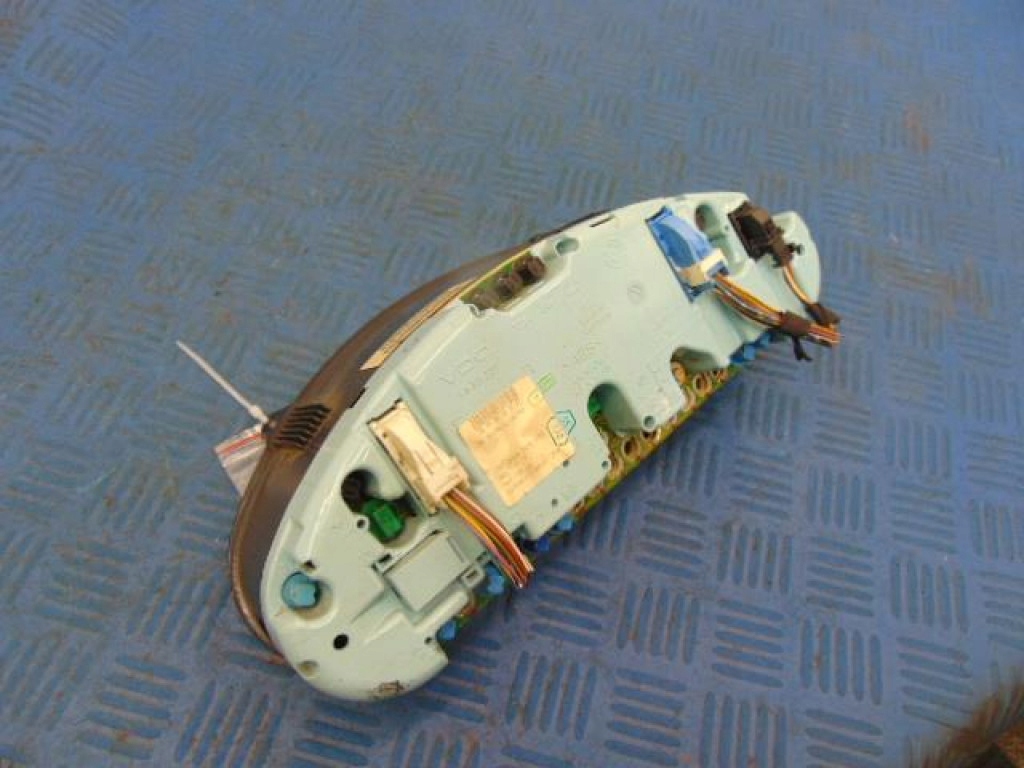 Bmw e36 sedan 1.8b лічильник 110008463 Недорого