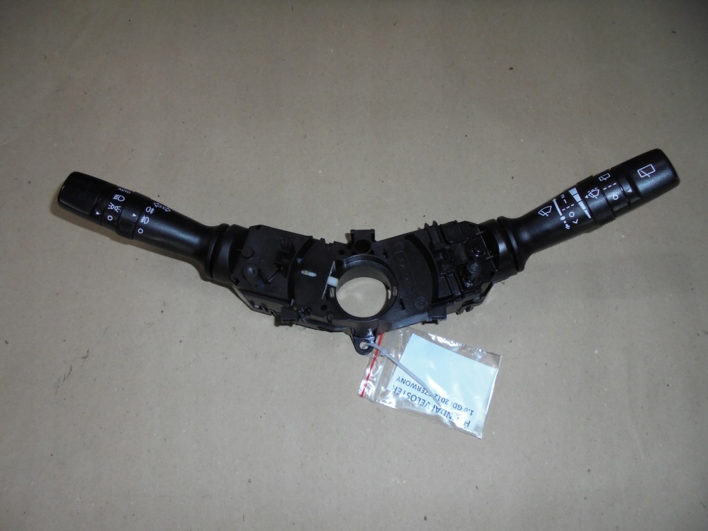 фото №1, Переключатели переключатель комбинированный hyundai veloster 11r