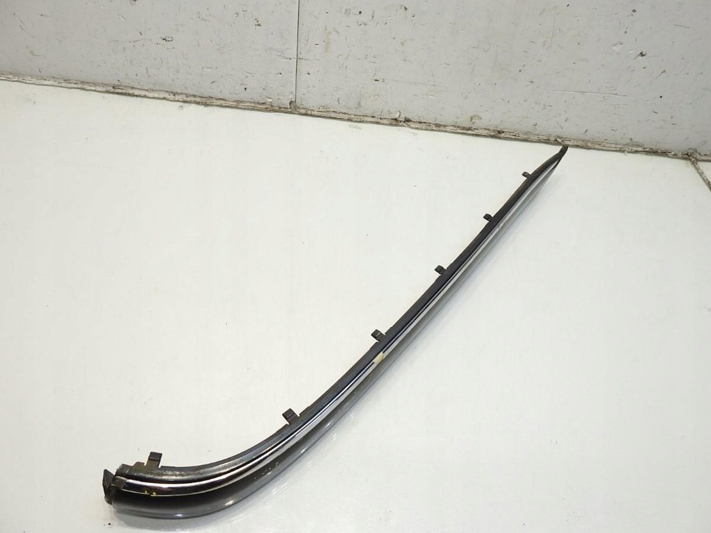 фото №8, Молдинг бампера правий задня 189 mercedes w220 a2208851021