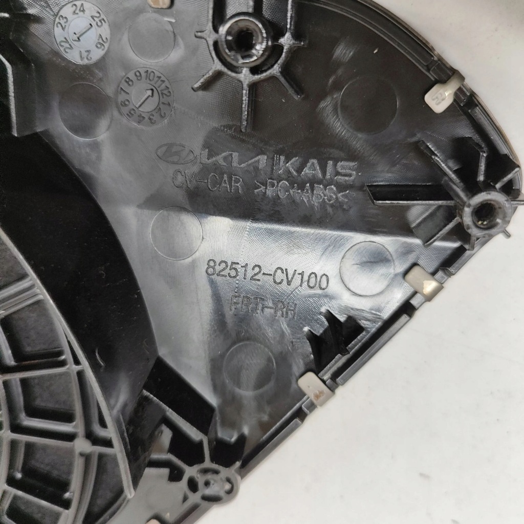 фото №6, Kia ev6 2023 накладка центрального динаміка панелі приладової панелі