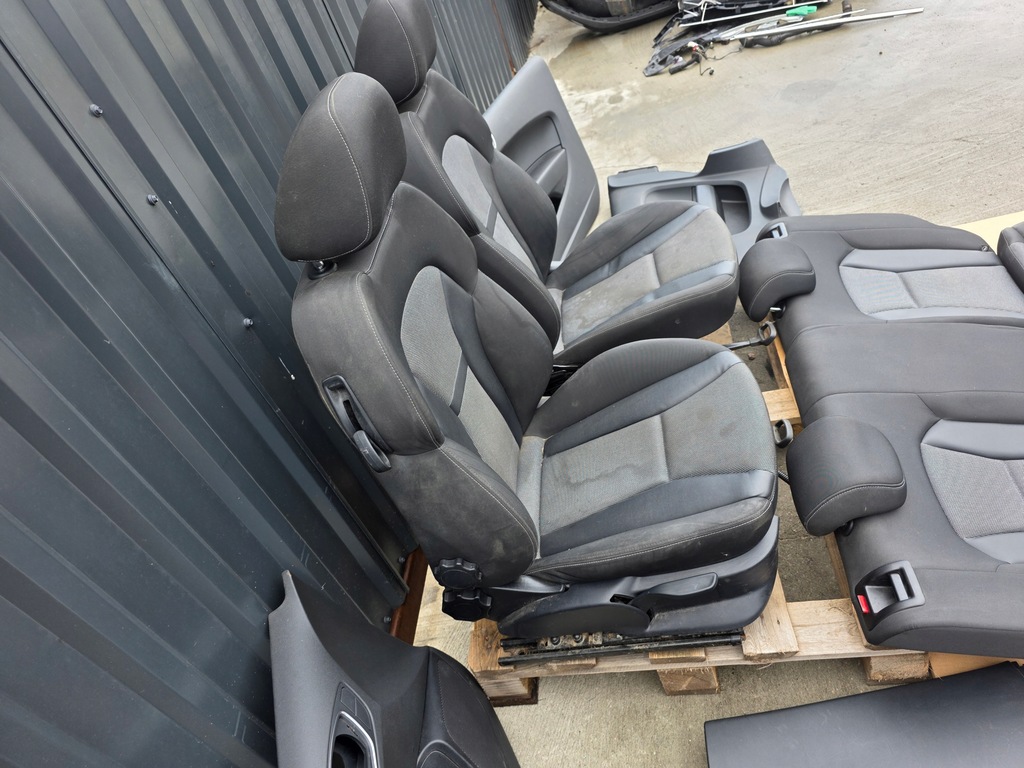 фото №9, Сиденье сиденья комплект audi a1 8x 8x3 3-дверь кожа+ материал оригинал !!!