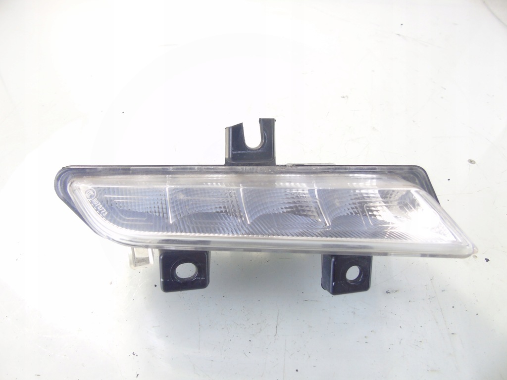 фото №1, Противотуманная фара правый led drl renault clio iv 89208541