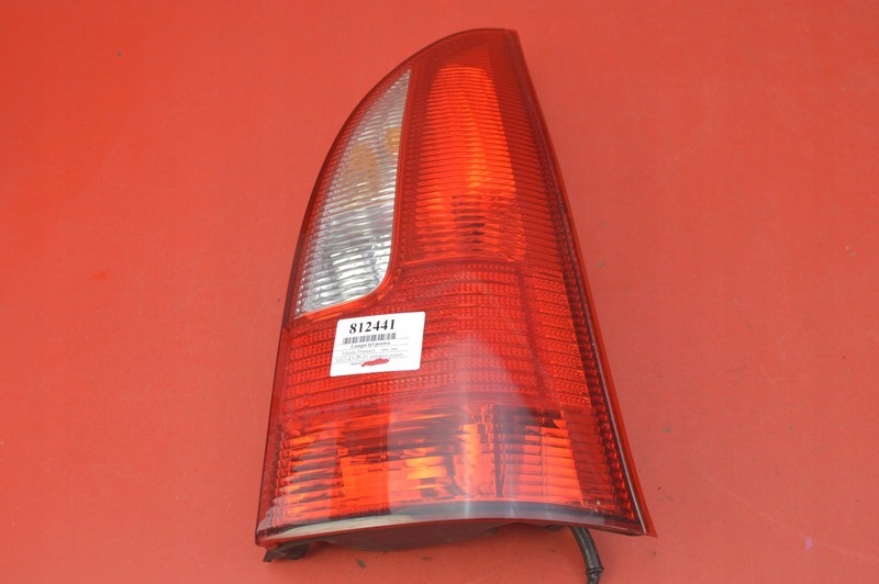 фото №1, Лампа права задня задня 220-61908 mazda premacy 1 i cp 99-01