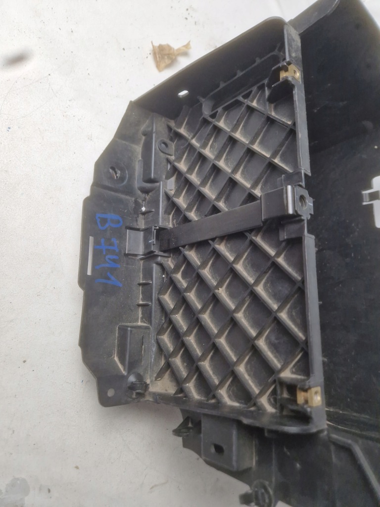 фото №4, Trafic vivaro talneto iii b корпус основание защита аккумулятор