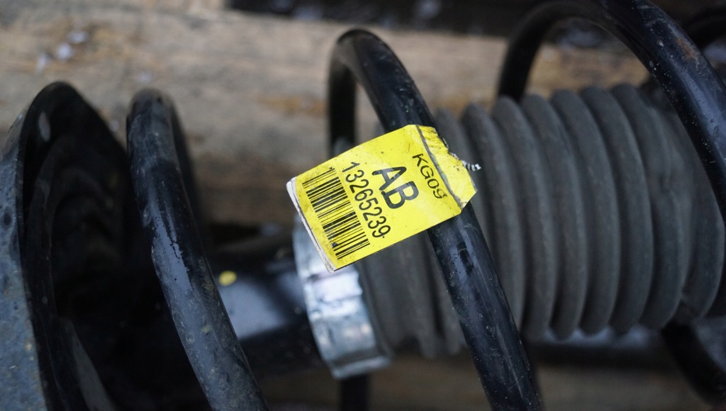 фото №5, Поворотний кулак лівий перед chevrolet cruze 1.8 b