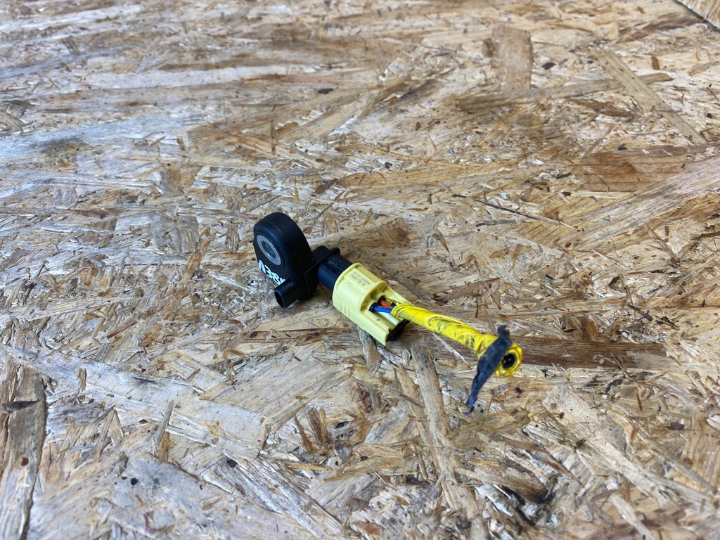 фото №7, Датчик удара штекер hyundai kona 95920-k4000