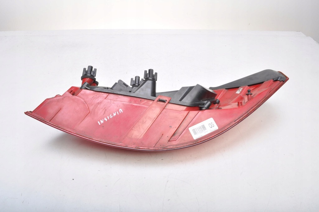 Opel insignia a лампа левая задняя левый задний  универсал 13226856 Киев