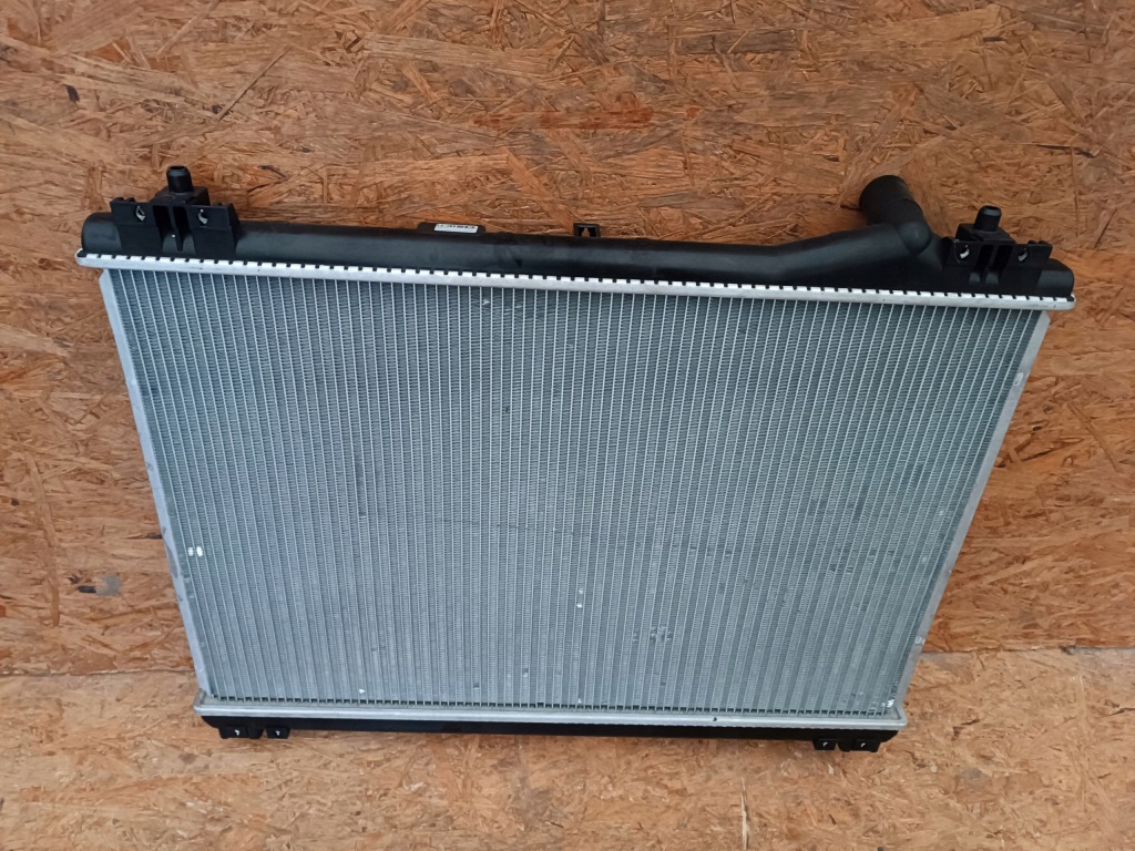 Купити Радіатор води suzuki grand vitara 2005- 2.0 бензин 17700-65j10