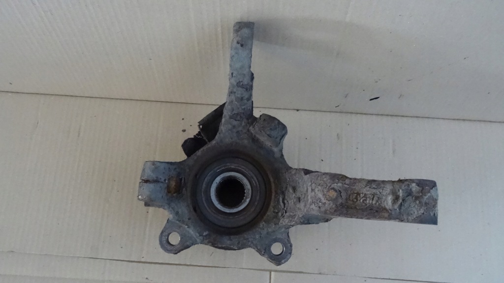 фото №4, Peugeot expert 1.9d поворотный кулак левый перед