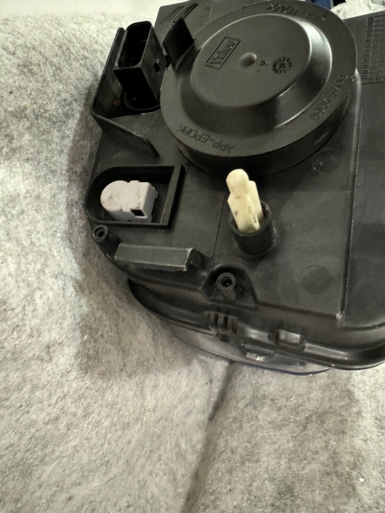 фото №4, Citroen оригинальный номер 9816825180 лампа