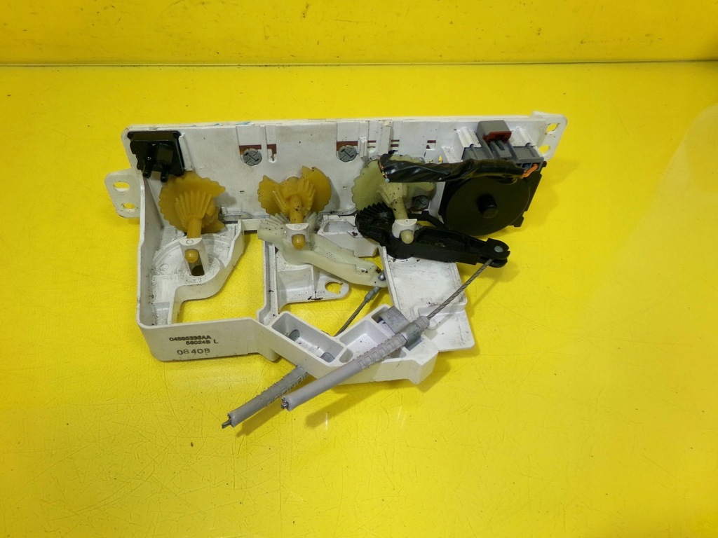 фото №7, Панель управление вентиляция chrysler pt cruiser 04885336aa nr747