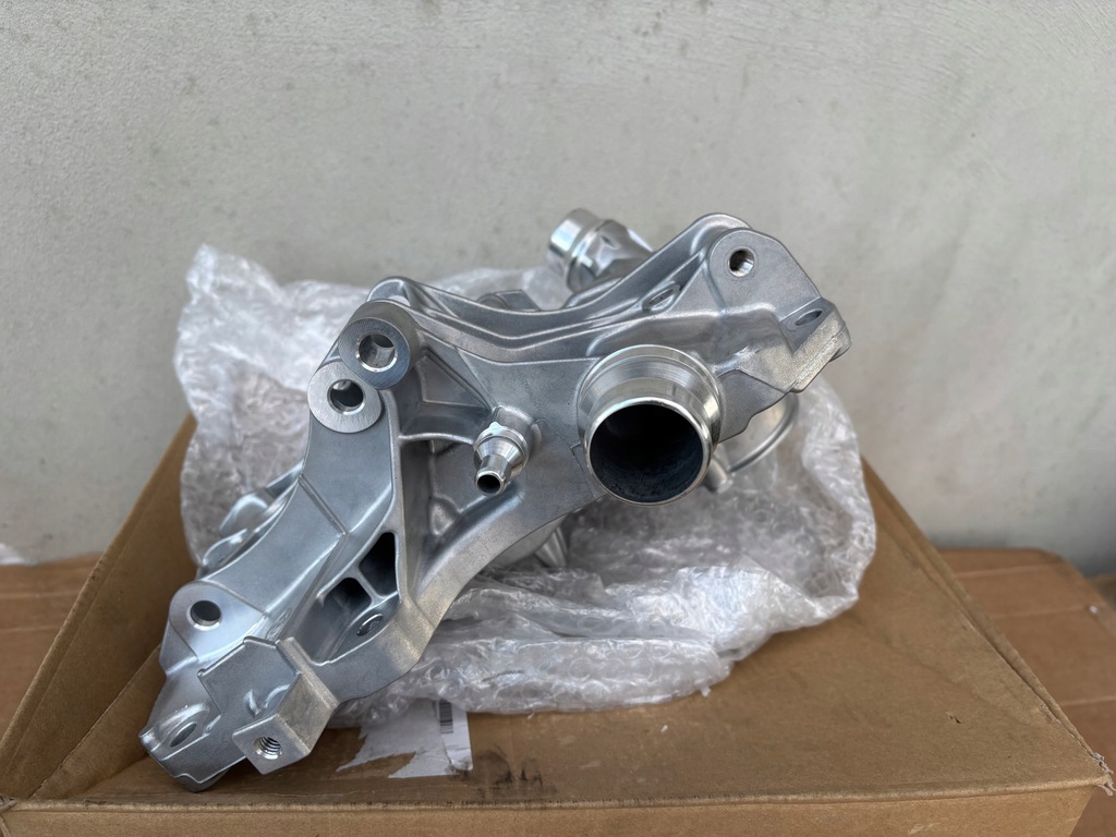 фото №11, Насос wody bmw m4 g80 x3m x4m 3 g20 8054857