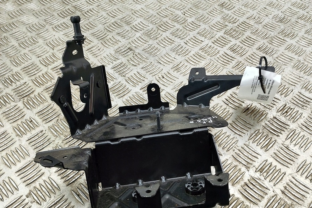 фото №5, Кронштейн радіатора радіатора bmw i4 g26 9461549 електричний 250kw 2023 237933