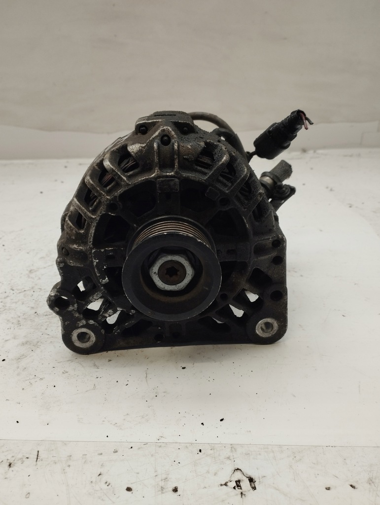 фото №1, Skoda fabia генератор 03d903025j