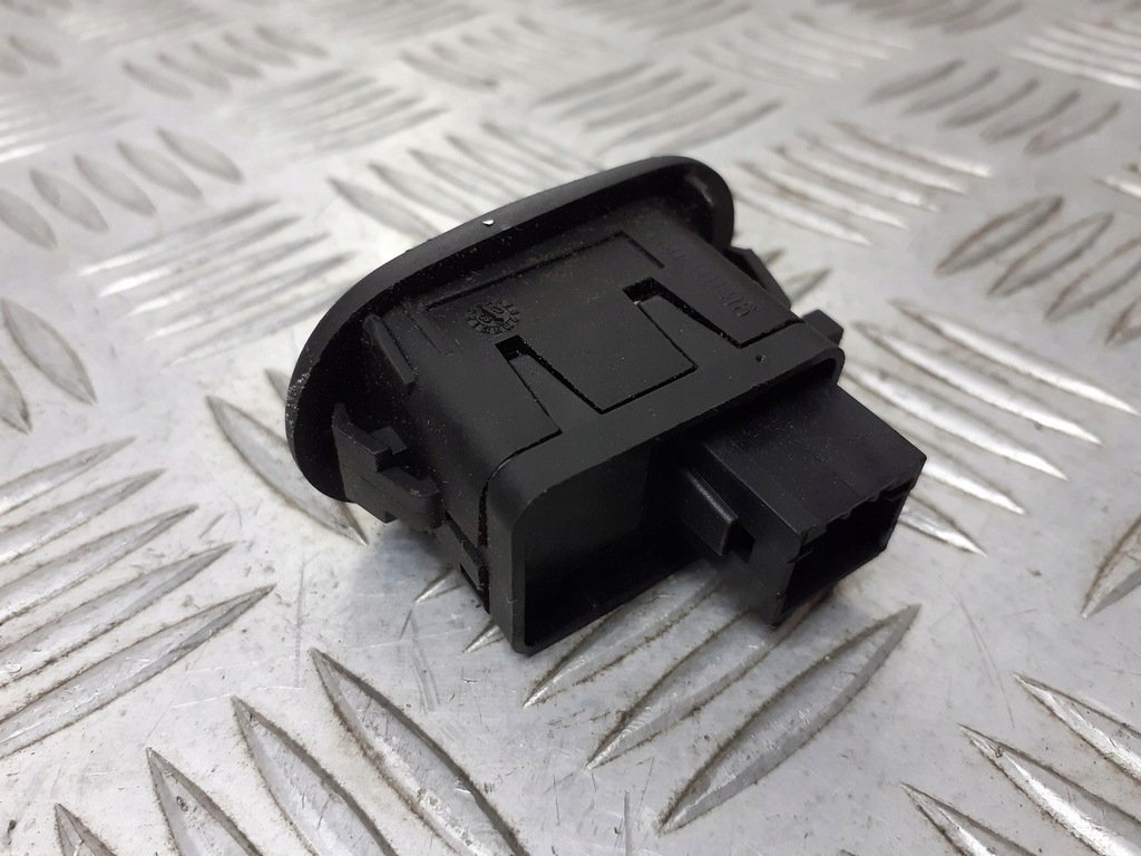 фото №2, Кнопка переключатель стекло citroen c2 96401469xt