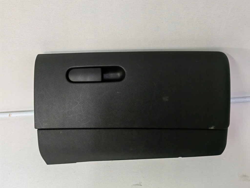 Купить Mini clubman f54 бардачок пассажира