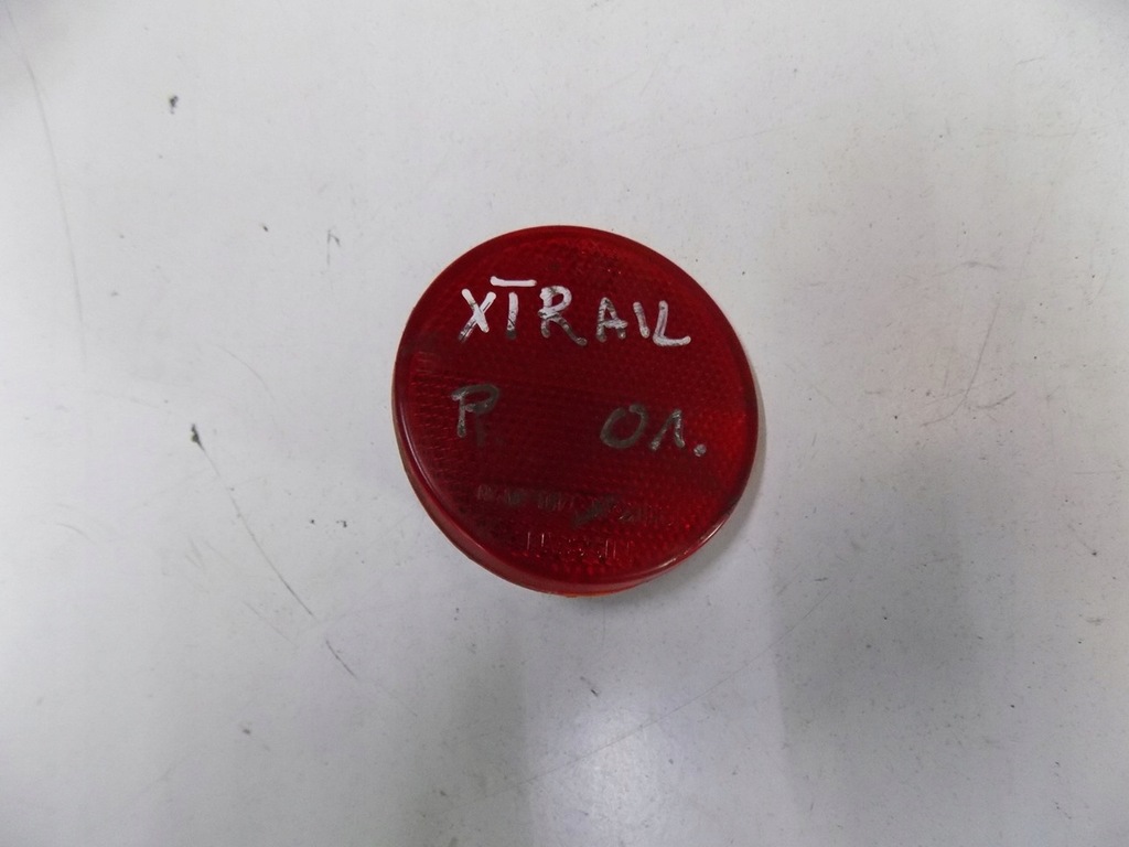 фото №6, Nissan x-trail t30 отражатель бампера задняя