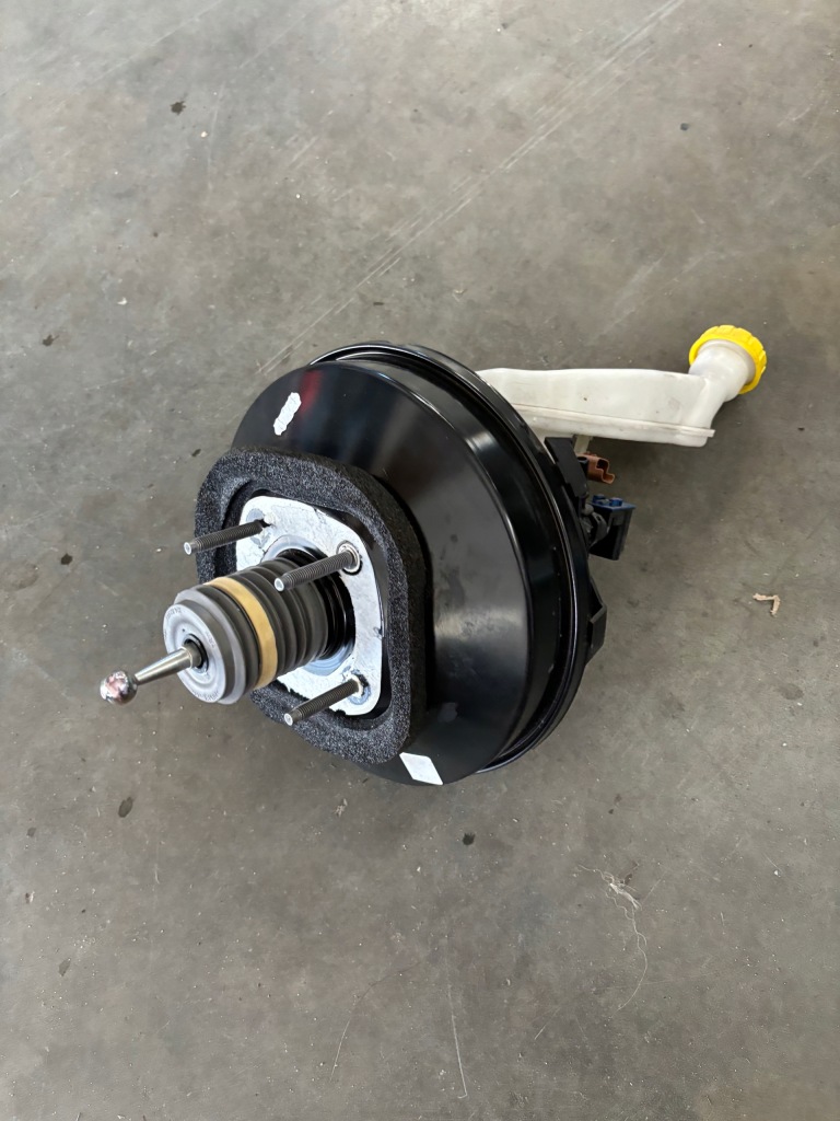 Купить Opel crossland x усилитель тормозов тормозные 9813761080