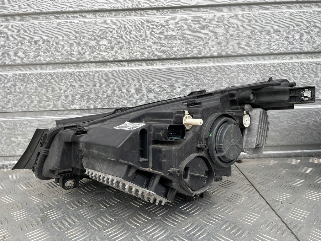 фото №10, Bmw i3 лампи перед ліва права full led 7398519 7398520