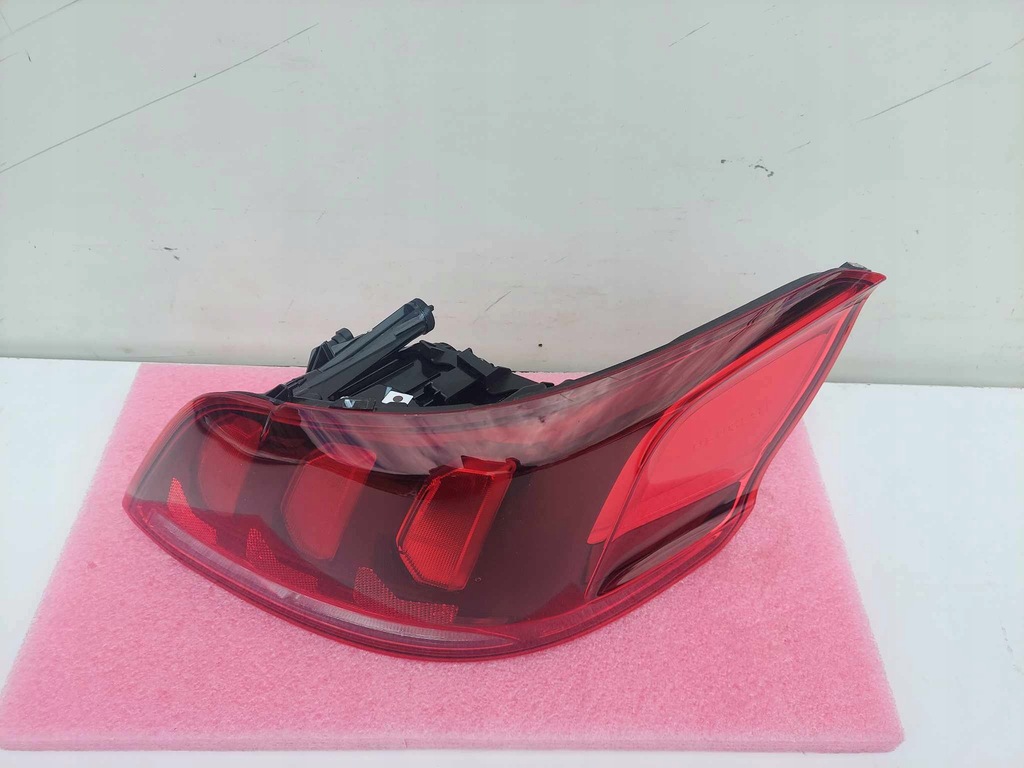 фото №6, Peugeot 301 lift 17- лампа правая задняя задняя nowa оригинальный номер 47