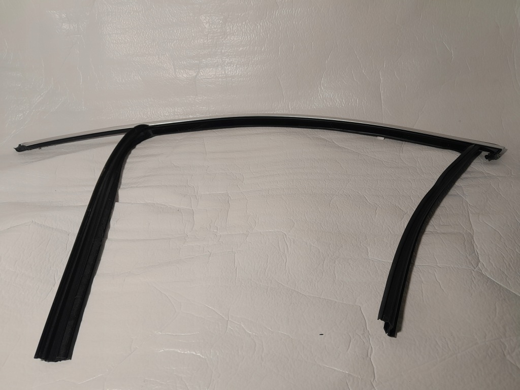 фото №1, Bmw x5 g05 x7 g07 прокладка молдинг двері лівий перед 7428672