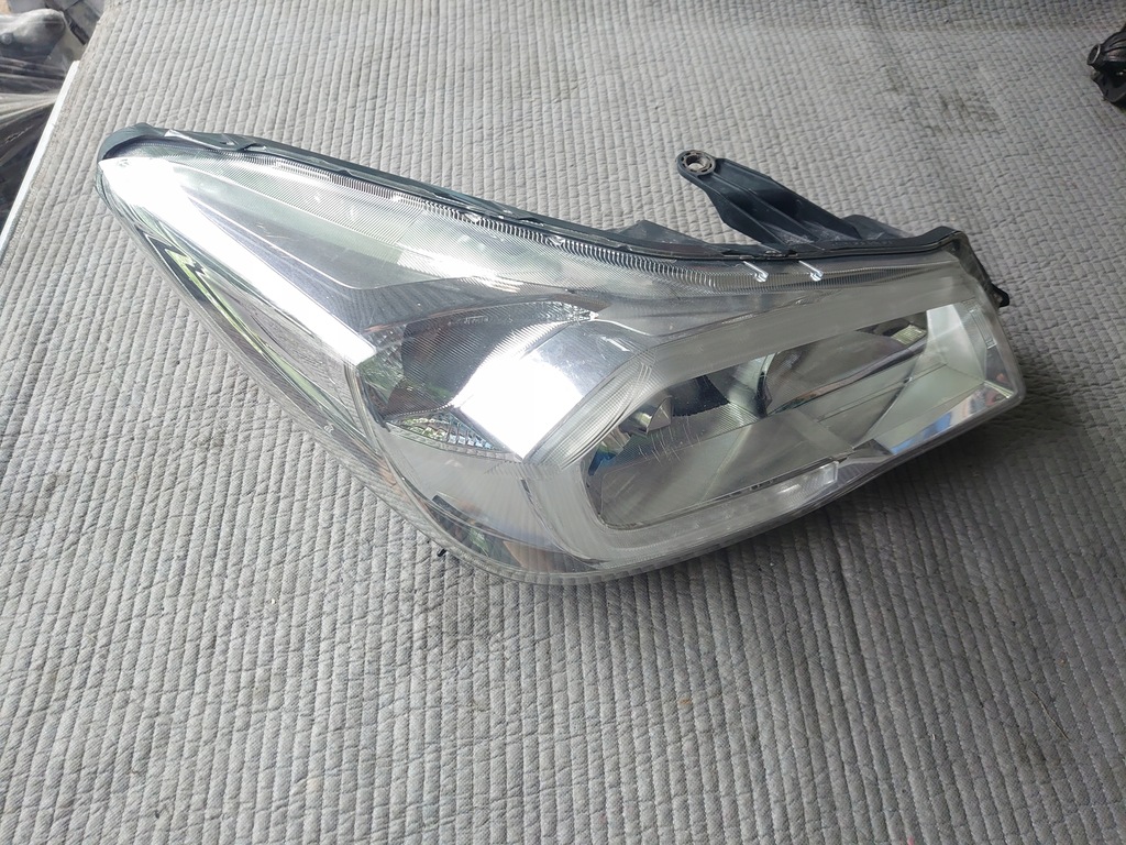 фото №5, Лампа перед ксенон led права subaru forester iv eu