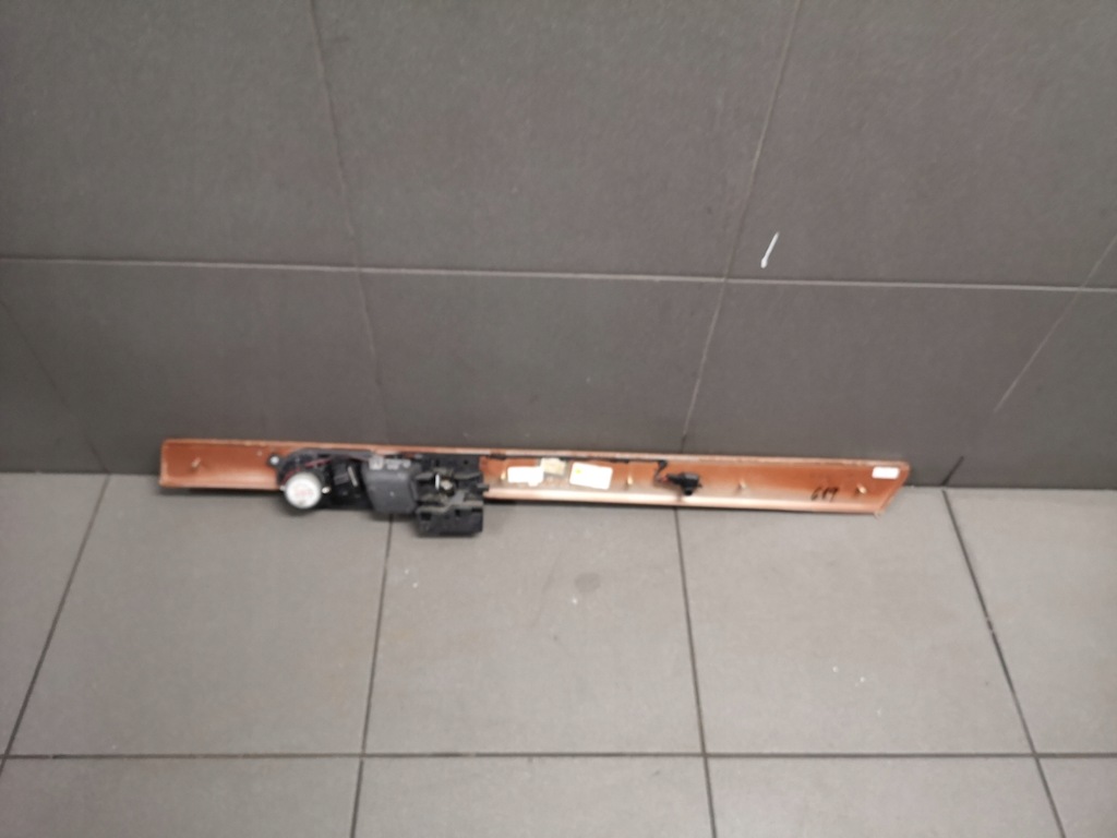 фото №9, Dekor молдинг ручка лівий задня vw phaeton 3d4867101f