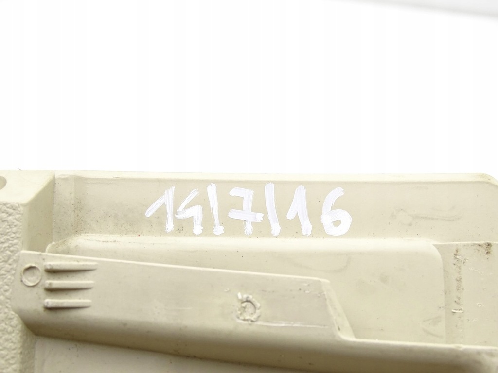 фото №6, Защита заглушка бок обивка vw passat b7 kombi