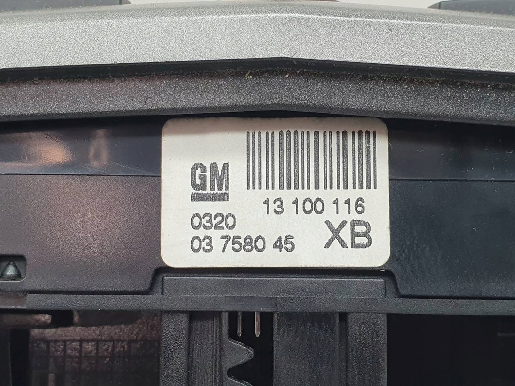 фото №8, Решётка решётки обдув рамка радио запуск стоп opel astra h 331985437