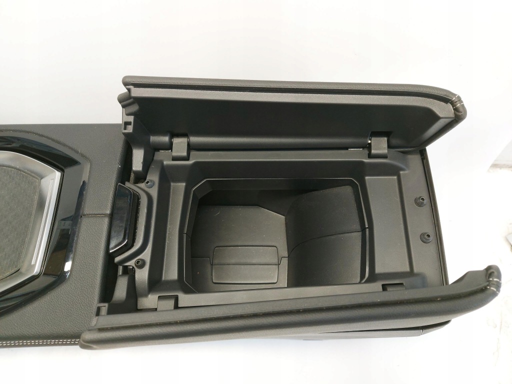 фото №7, Renault austral e тунель середній підлокітник uk