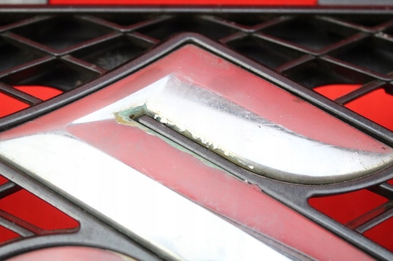 фото №6, Решітка радіатора решітка радіатора czarna 71743-65j0 suzuki grand vitara 2 ii 05-08