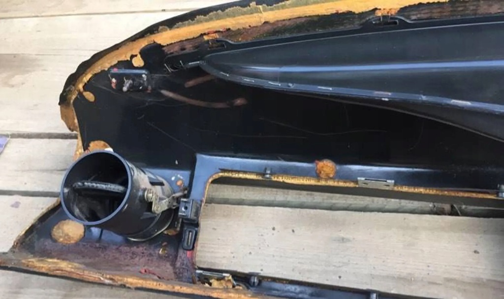 фото №6, Mercedes-benz w115 1973 панели приборная консоль счетчик kpl.