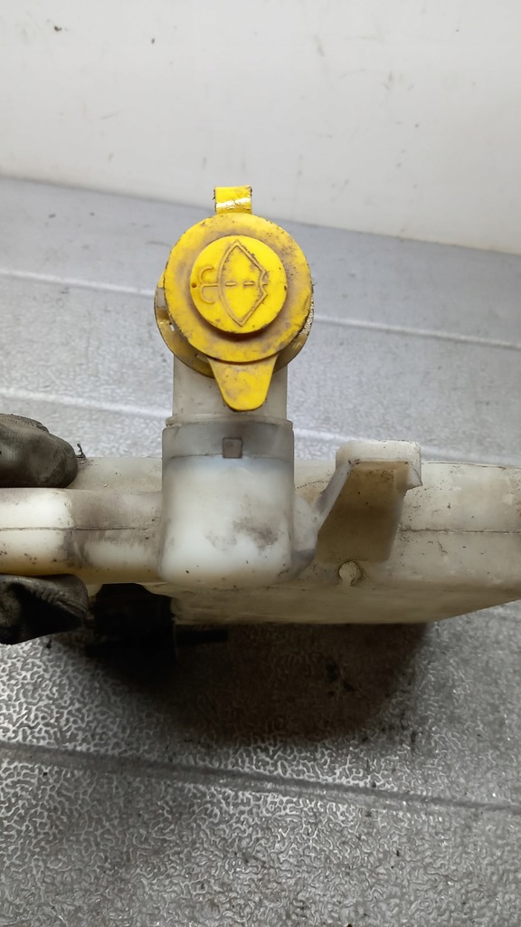 фото №4, Бачок жидкость do sprysk. opel agila 1.2b 02r hb