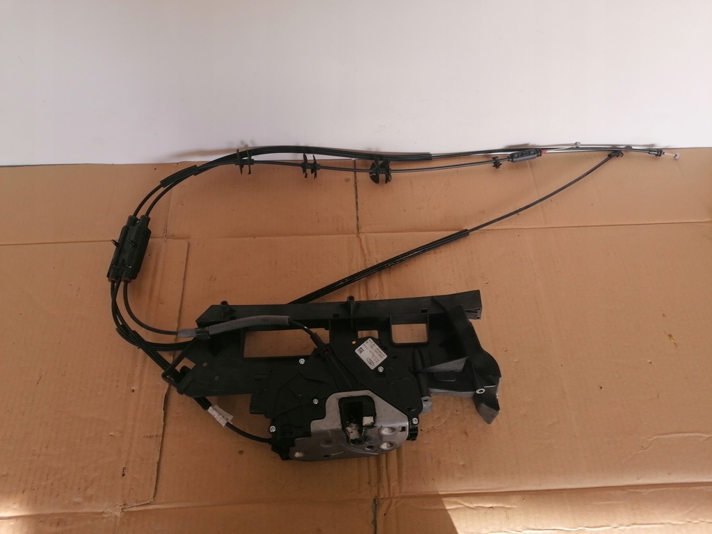 фото №5, Замок двері правий задня ford grand c-max mk2 ii