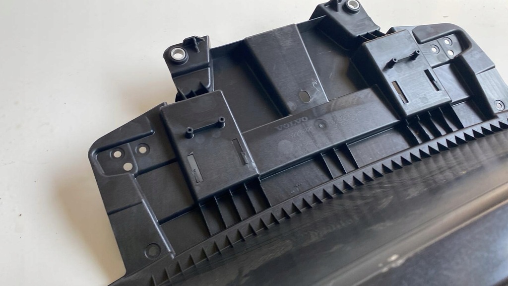 фото №14, Volvo c40 xc40 ev контейнер піддон багажник перед оригінальний номер