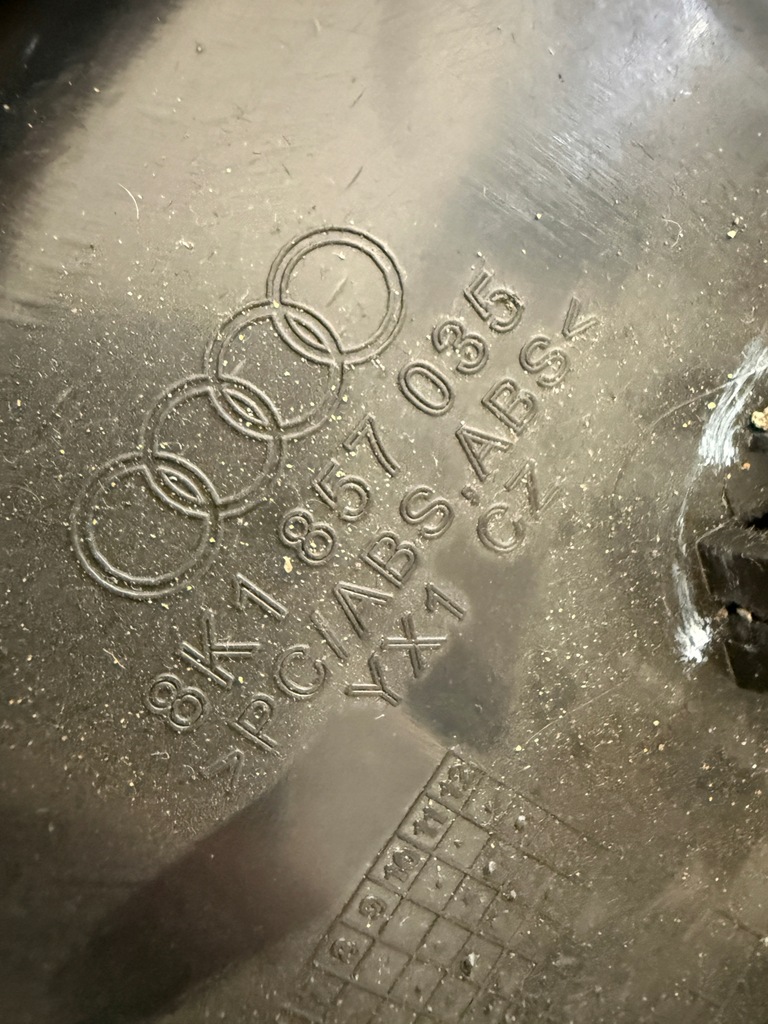 фото №6, Audi a4 b8 a5 8t решётка обдув правая 8t1820902c