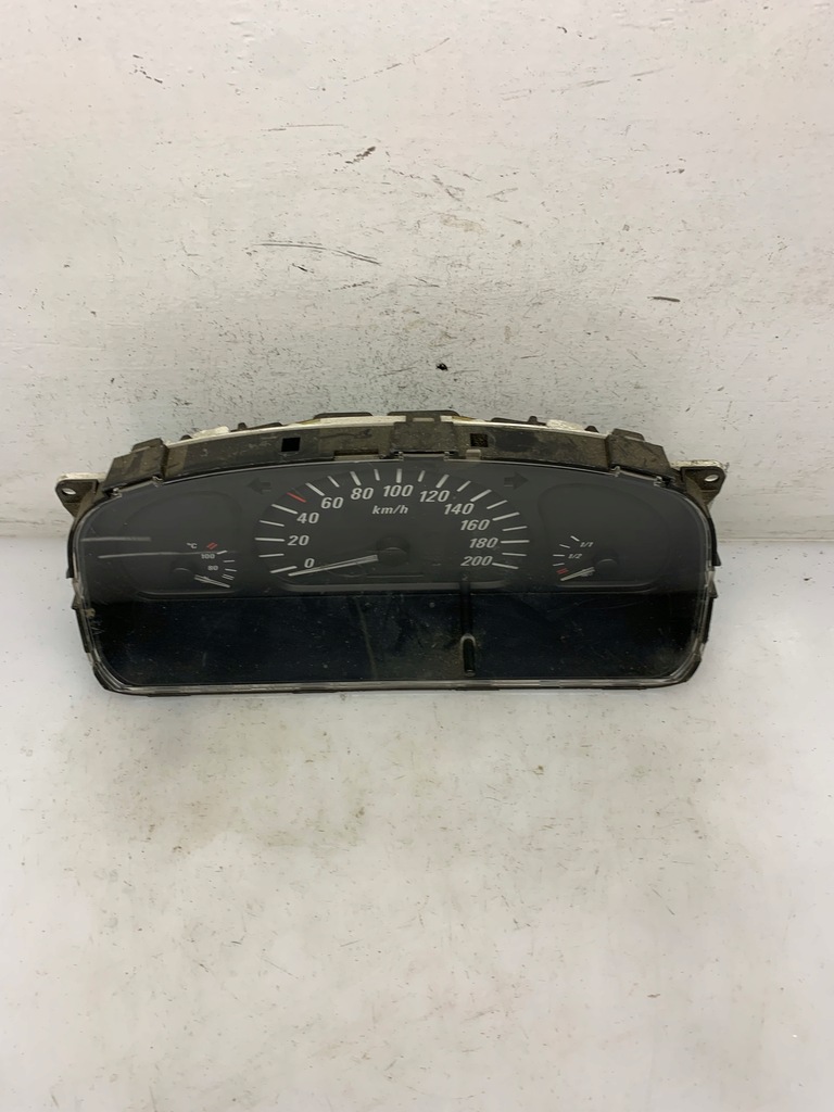 фото №1, Лічильник приладова панель 88311309 opel