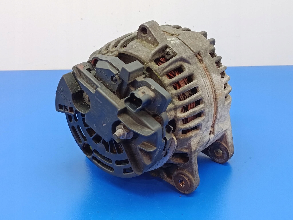 Renault scenic 2 1.5dci генератор 8200390667 bosch 0124525082 test Оригинал