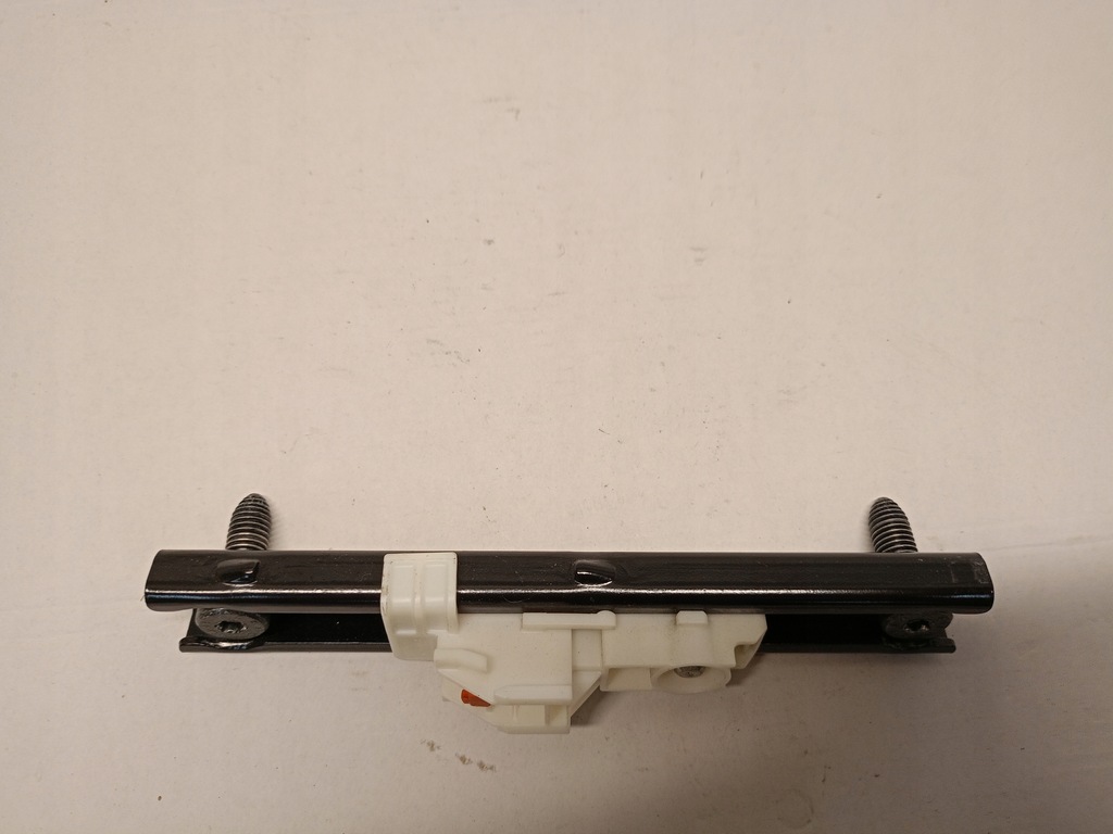 фото №2, Регулировка поперечина ползунок renault zoe