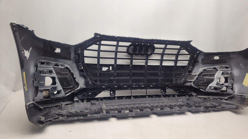 Купити Audi q5 80a 21r- lift s-line бампер оригінал