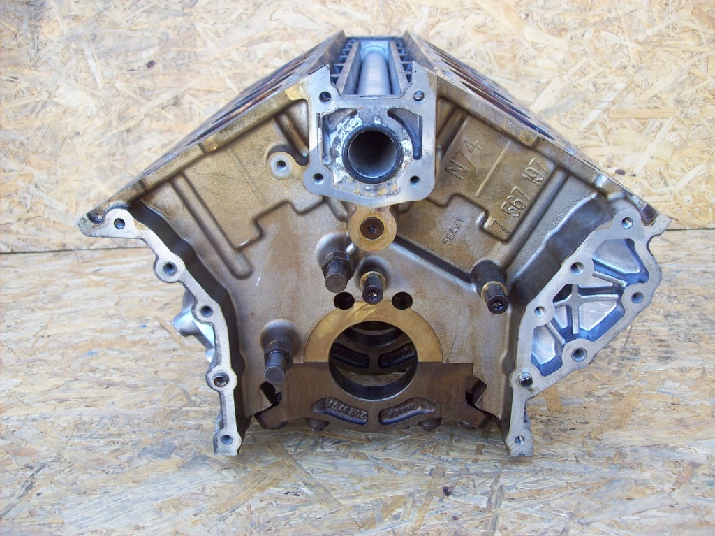 фото №5, Bmw f01 f02 760 v12 блок двигуна n74b60a 7567197