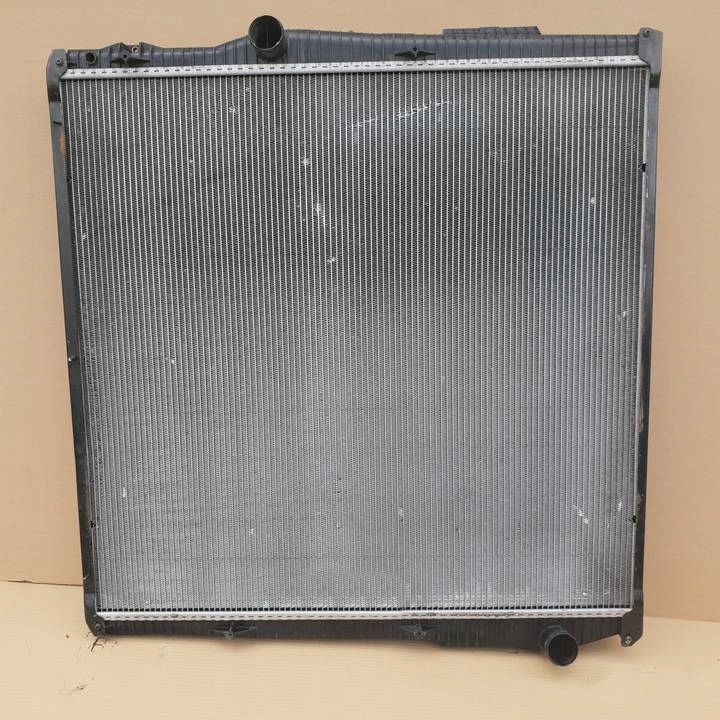 фото №1, Scania r радиатор жидкость wody 1851542