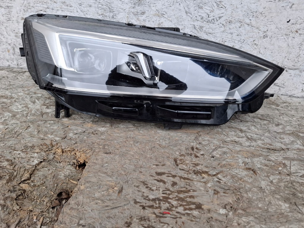 Audi a5 b9 2017-21 рік 8w6941034d фара правий full led Ціна